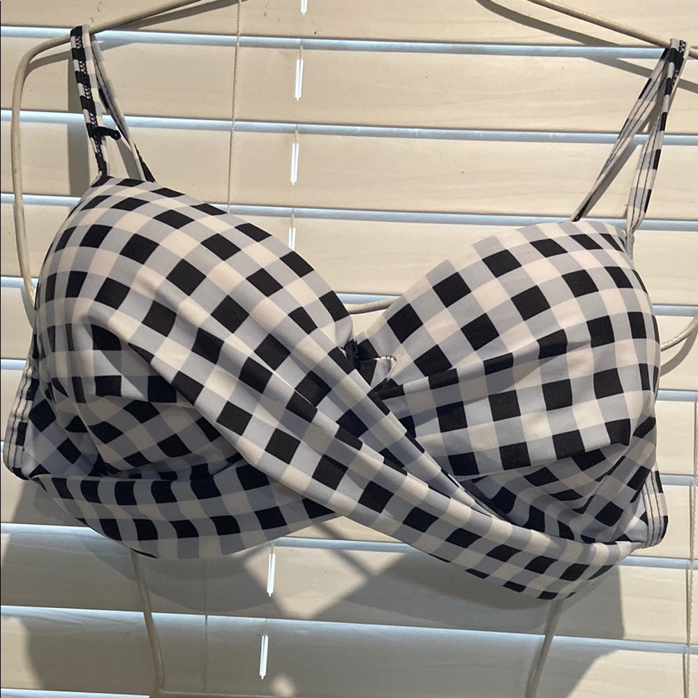 Black and White Checkered Bikini Set - Picture 2 of 5